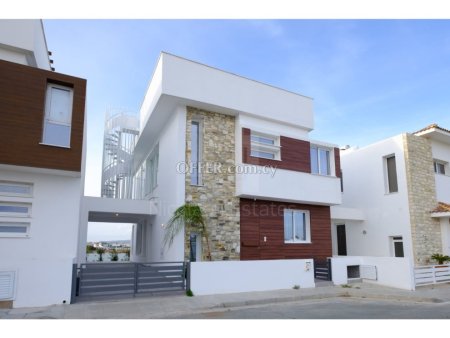 New four bedroom house in Dromolaxia area of Larnaca - 2