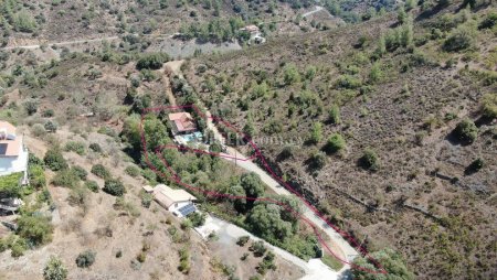 House field in Apliki Nicosia