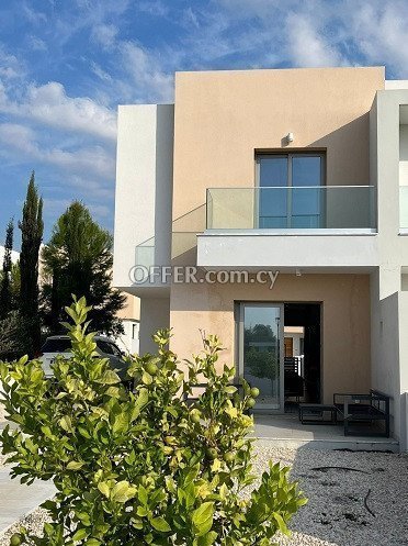 House (Semi detached) in Koloni, Paphos for Sale