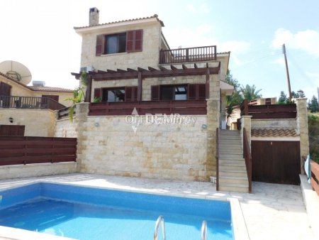 Villa For Sale in Kallepeia, Paphos - DP3755