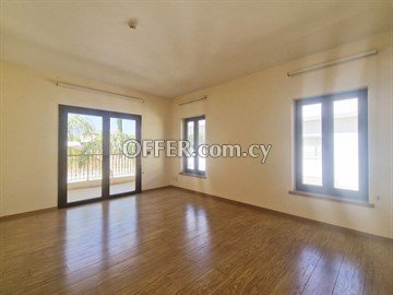 6 Bedroom House  In Tseri, Nicosia - 7