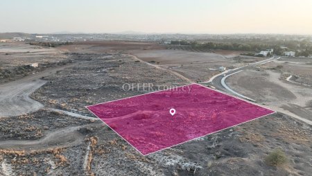 Residential field in Dimos Geriou Nicosia - 4