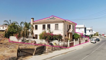 Six Bedroom house with a swimming pool and an Attic in Tseri Nicosia. - 8