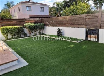 3 Bedroom House  In Makedonitissa, Nicosia - 5