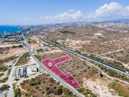 Share Residential Field Pyrgos Limassol - 3
