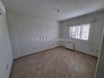 Spacious 3 Bedroom Apartment  In Latsia, Nicosia - 4