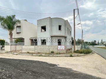Incomplete Development in Pera, Nicosia - 4