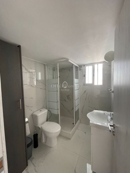 THREE BEDROOM SECOND FLOOR APARTMENT IN NEAPOLIS - 7