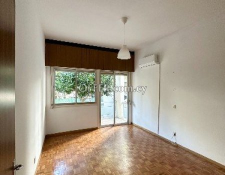 4 Bedroom House in Neapolis - 6