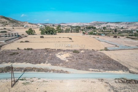 Field for Sale in Oroklini, Larnaca - 5