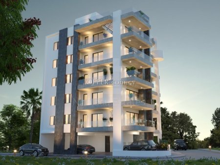 New three bedroom apartment in Larnaca town center - 4