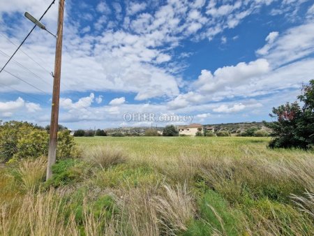 Share of a Residential Field in Tochni Larnaca - 2