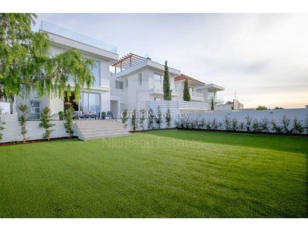 New four bedroom house in Dromolaxia area of Larnaca - 3