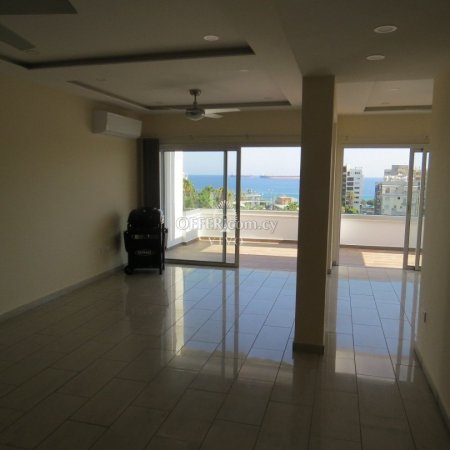 LOVELY FULLY RENOVATED 3 BEDROOM APARTMENT WITH SEA VIEWS  IN MOLOS AREA - 3
