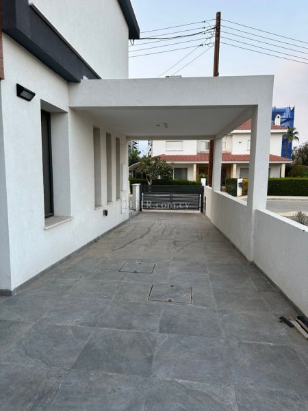 House (Detached) in Zakaki, Limassol for Sale - 4