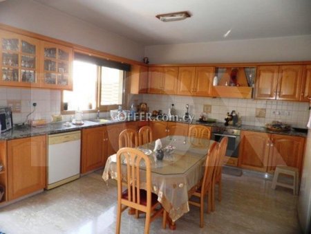 5 Bed Detached House for sale in Agios Athanasios, Limassol - 3