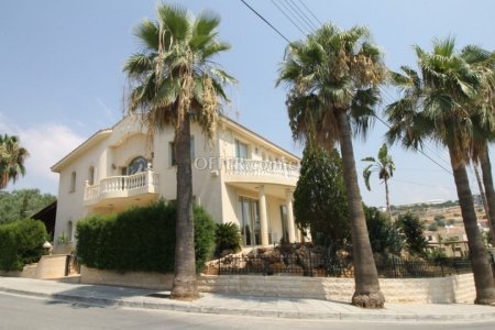 5 Bed Detached House for rent in Agios Athanasios, Limassol - 3