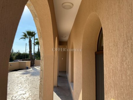 3 Bed Detached Villa for rent in Paramytha, Limassol - 3