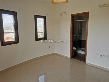 4 Bed Detached House for rent in Parekklisia, Limassol - 3
