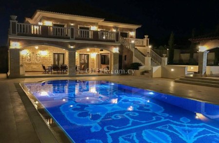 6 Bed Detached House for sale in Aphrodite hills, Paphos - 3