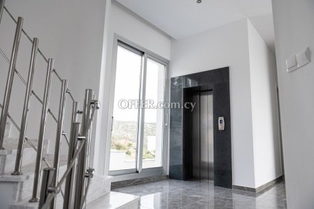 5 Bed Detached House for rent in Agios Tychon, Limassol - 2