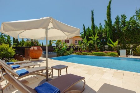 3 Bed Detached House for sale in Aphrodite hills, Paphos - 2