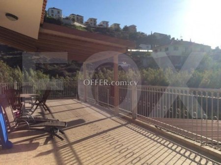 6 Bed Detached House for rent in Parekklisia, Limassol - 2