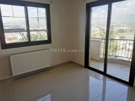 4 Bed Detached House for rent in Parekklisia, Limassol - 2