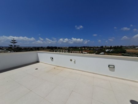 2 Bed Apartment for sale in Kato Polemidia, Limassol - 2