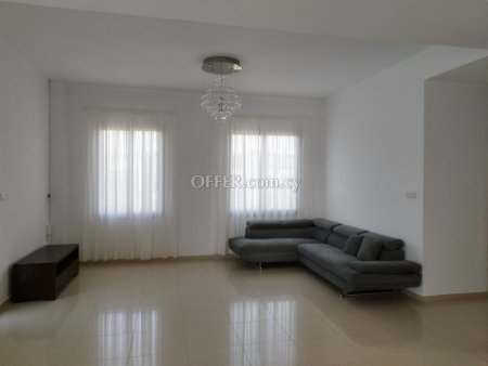 4 Bed Detached House for rent in Peyia, Paphos - 2