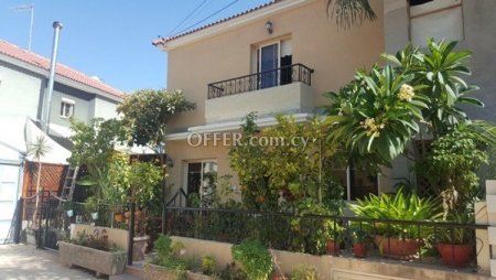 3 Bed Detached House for sale in Mesa Geitonia, Limassol
