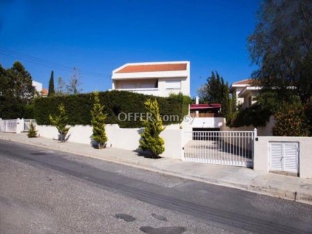 6 Bed Detached House for sale in Kalogyros, Limassol - 1