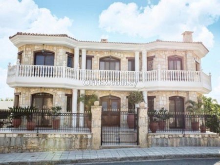 6 Bed Detached House for sale in Agia Filaxi, Limassol - 1