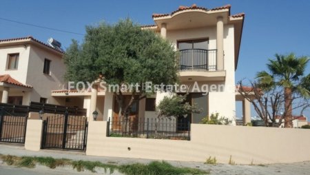 4 Bed Detached House for rent in Zakaki, Limassol - 1