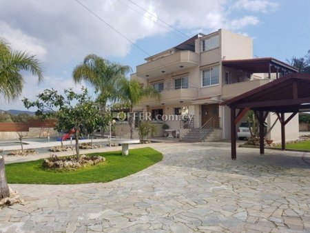 6 Bed House for sale in Paramytha, Limassol
