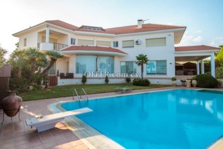 7 Bed Detached House for sale in Agios Athanasios, Limassol - 1