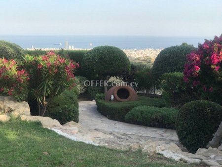 5 Bed Detached House for sale in Laiki Leykothea, Limassol - 1