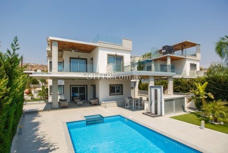 4 Bed Detached House for sale in Agios Tychon, Limassol