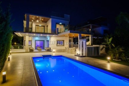 4 Bed Detached House for sale in Agios Tychon, Limassol