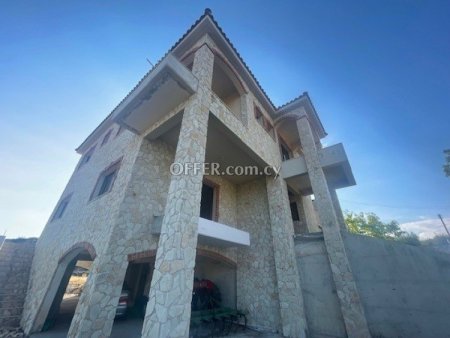 5 Bed Detached House for sale in Paramytha, Limassol - 1