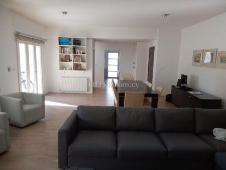 5 Bed Detached House for rent in Agia Trias, Limassol