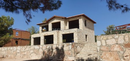 5 Bed Detached House for sale in Souni-Zanakia, Limassol