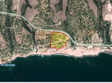 Field for sale in Pentakomo, Limassol - 1