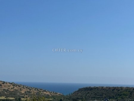 Residential Field for sale in Agios Tychon, Limassol