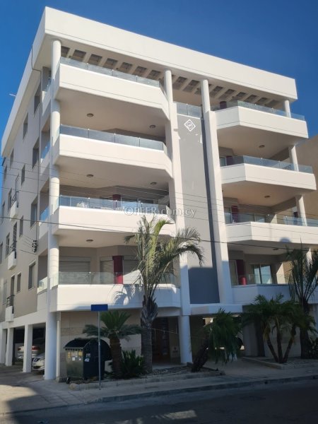 3 Bed Apartment for rent in Neapoli, Limassol - 1