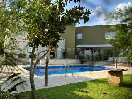 5 Bed Detached Villa for sale in Agios Athanasios, Limassol - 1