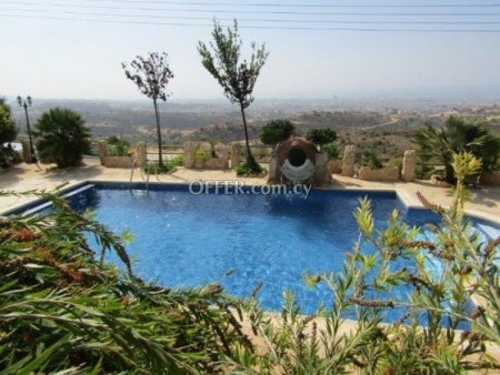 5 Bed Detached House for rent in Mesa Geitonia, Limassol - 1