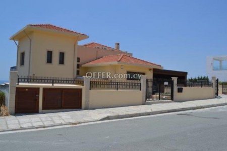 6 Bed Detached House for sale in Kefalokremmos, Limassol - 1