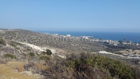 Residential Field for sale in Agios Tychon, Limassol - 1