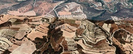 Agricultural Field for sale in Agios Therapon, Limassol